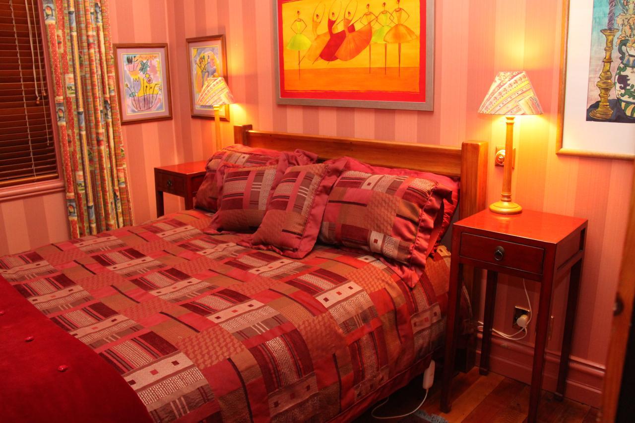 إنفيركارجِِيل Villa Rouge B&B المظهر الخارجي الصورة