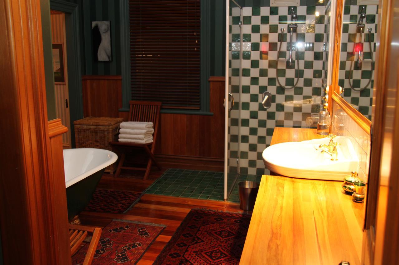 إنفيركارجِِيل Villa Rouge B&B المظهر الخارجي الصورة